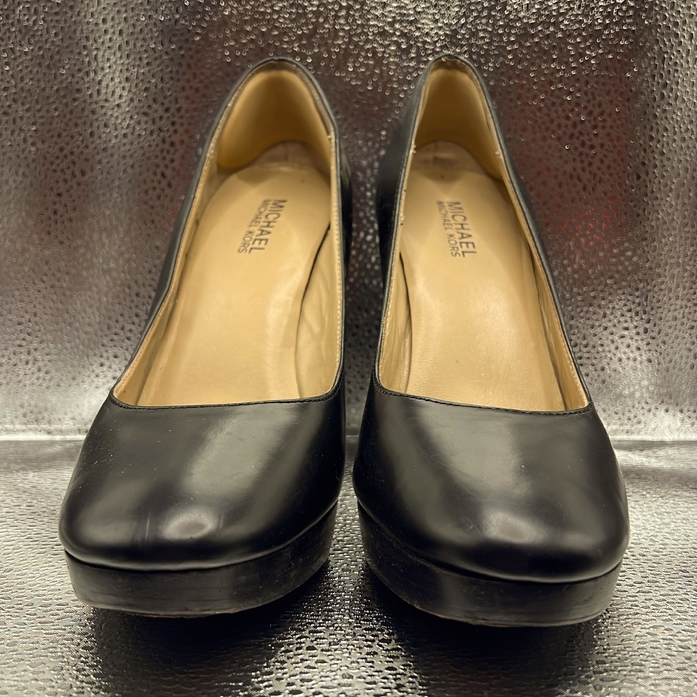 Michael Kors Classic Black Pump, 8